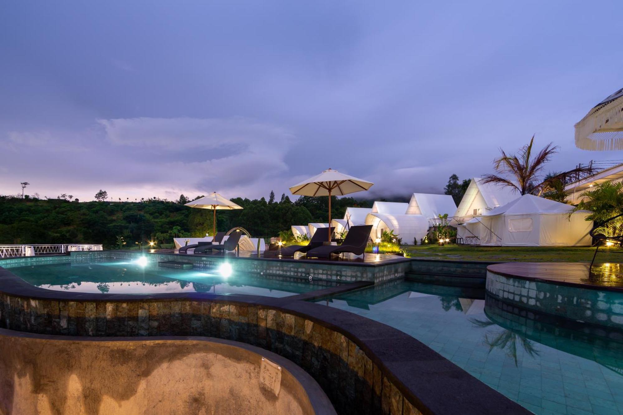 The Dewi Kintamani Luxury Glamping And Natural Hotspring Kültér fotó
