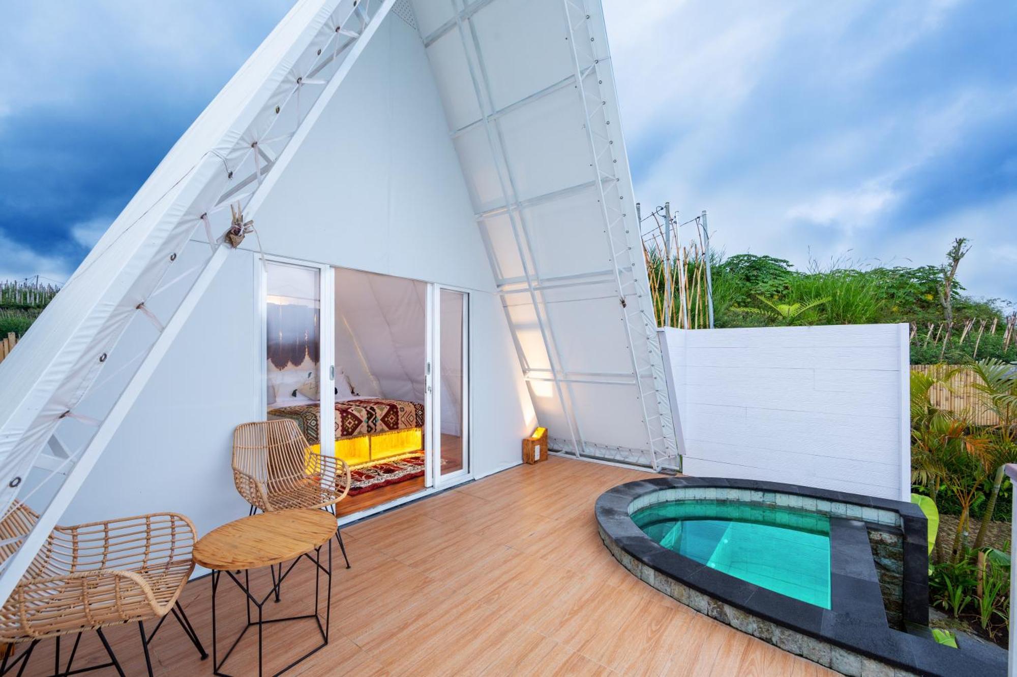 The Dewi Kintamani Luxury Glamping And Natural Hotspring Kültér fotó